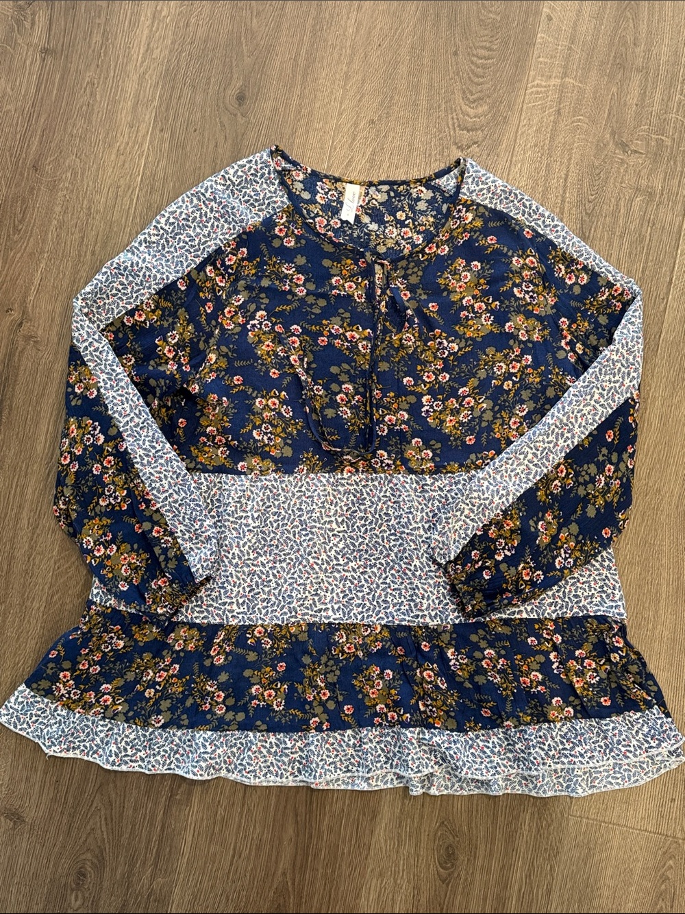 Women's S Navy Floral Patchwork Peasant Blouse Boho Ruffle Hem Top